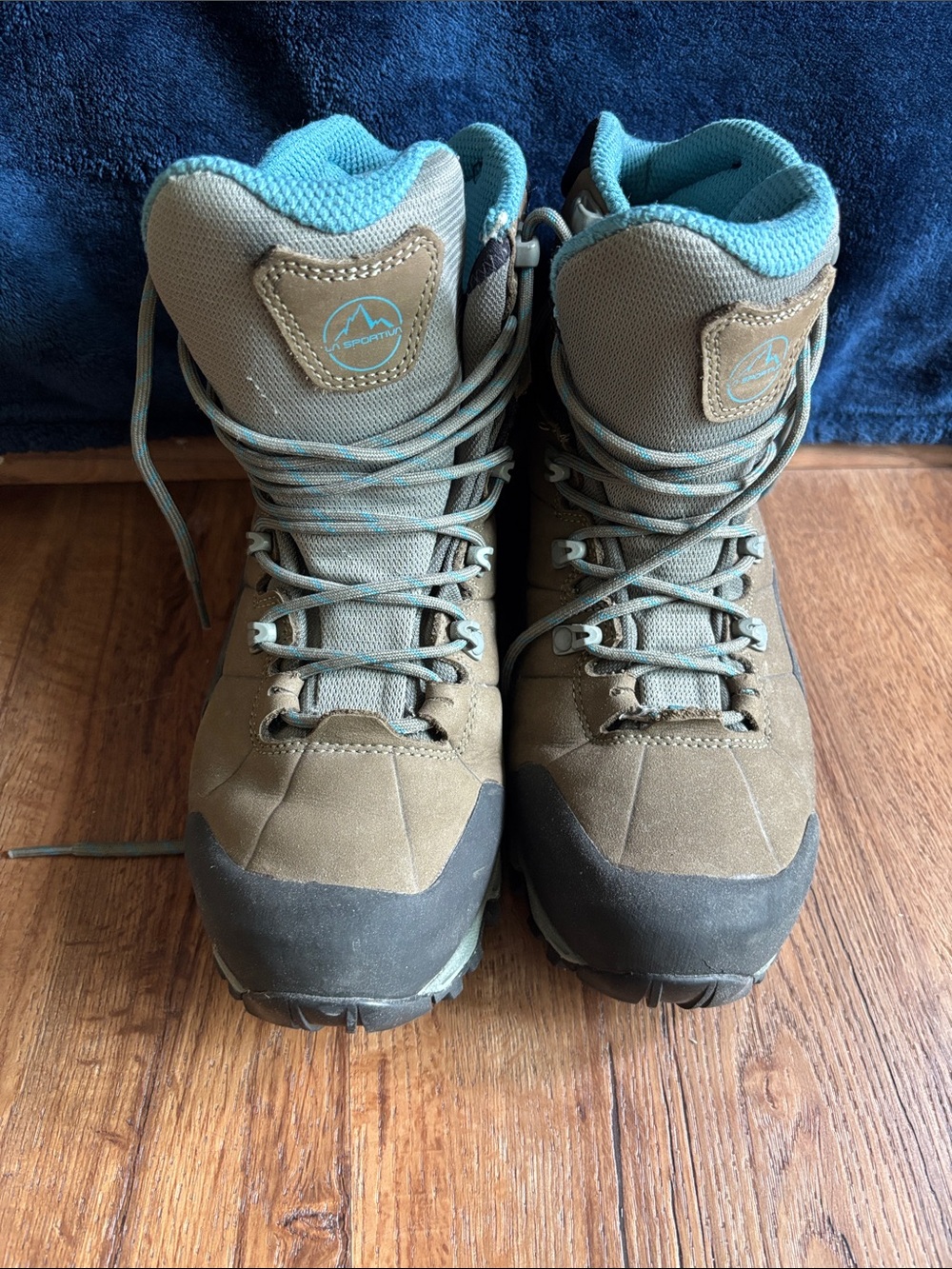 La Sportiva Women's Lace-Up Hiking Boots in Olive with Teal Lining